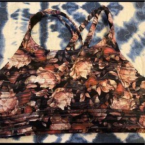 Lululemon bra size 4